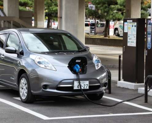 Canadá impondrá un arancel de 100% a los vehículos eléctricos chinos